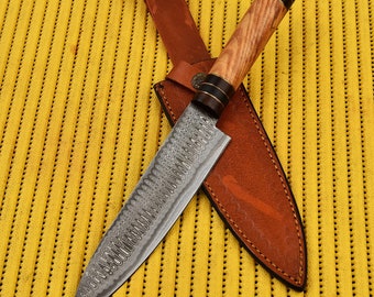 Cuchillo de chef de Damasco hecho a mano: mango de madera de fresno, funda de cuero