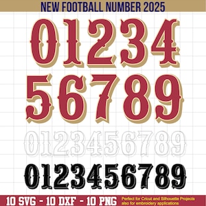 Op de afbeelding: Een digitale ontwerpset met voetbalstijl nummers 0-9 in drie verschillende stijlen. De primaire set is rood met een gouden omtrek, een tweede set is een transparante omtrek en een derde set is zwart. De tekst bovenaan luidt "NEW FOOTBALL NUMBER 2025".