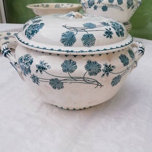 English ironstone tureen Sarreguemines Geranium blue green transferware