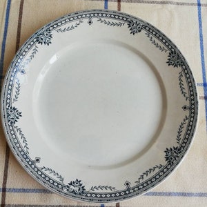 Presentation plate large round dish Saint Amand Turgot in blue iron earth / ironstone dish Saint Amand blue transferware