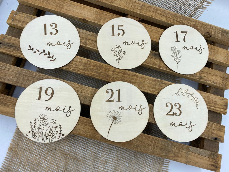 Floral wooden milestone card, monthly, photo accessory, 6 R/V cards 12 months, birth gift En chiffres