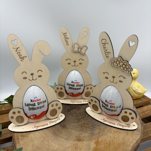 Porte œuf Kinder personnalisable en bois – Lapin de Pâques