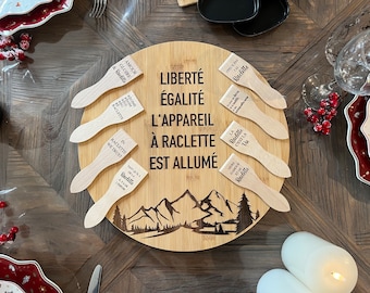 Plateau tournant pour appareil à raclette et spatules gravées, plateau à charcuterie, plateau à fromage, montagne, hiver 2026