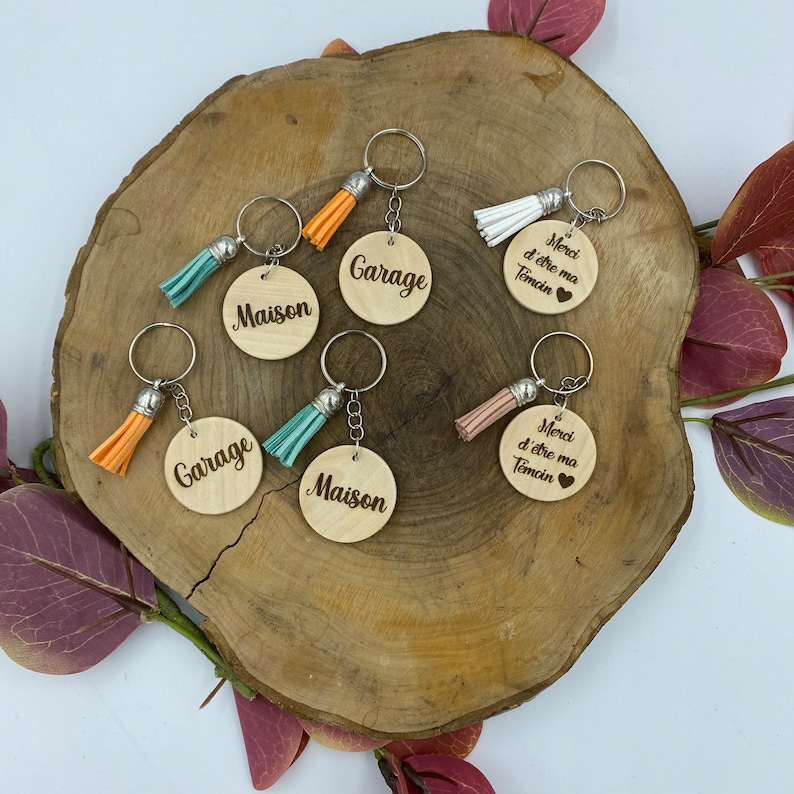 Personalized key ring, Mother's Day, Father's Day, mom I love you, customizable, wooden, key ring with pompom image 8