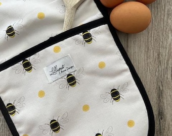 Bumble Bee Oven Gloves // 100% cotton // Terry Towelling // Kitchen Accessories