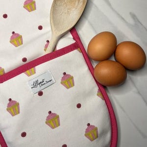 Cupcake Double oven gloves // Oven mitts // Pattern // 100% cotton // Terry towelling
