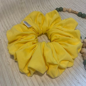 JUMBO Scrunchie