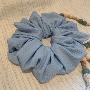 JUMBO Scrunchie