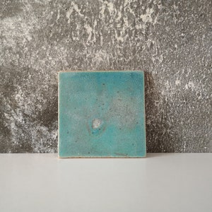Handgemaakte open haard tegel, badkamer muur kunst keramische tegel, enkele keramische home decor tegel, handgemaakte vierkante keramische muur kunst decor