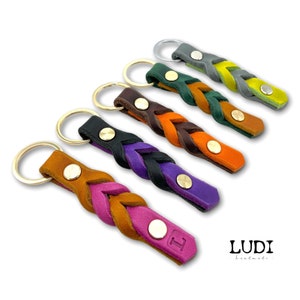Keychain leather "Side by Side" 2-coloured incl. letter embossing