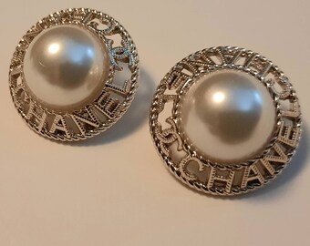 Chanel Button Earrings 2025