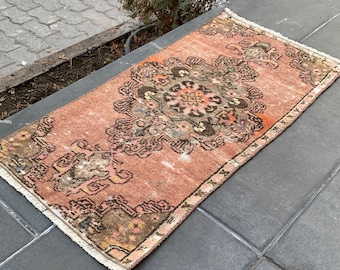 Vintage Rug, Handmade Rug, Turkish Small Rug,Entry Rug, Bath Rug, Doormat Rug, Antique Rug, Anatolia Rug, Entrance  Rug,Rugs 1.4 x 3 Feet,