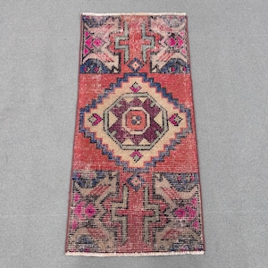 Tappeto piccolo 1x3, tappeto turco, tappeto vintage, tappeti Oushak, tappeti per l'ingresso, tappeto rosso 1,4 x 3 piedi, tappeto di lana, tappeto turco vintage, zerbino carino,