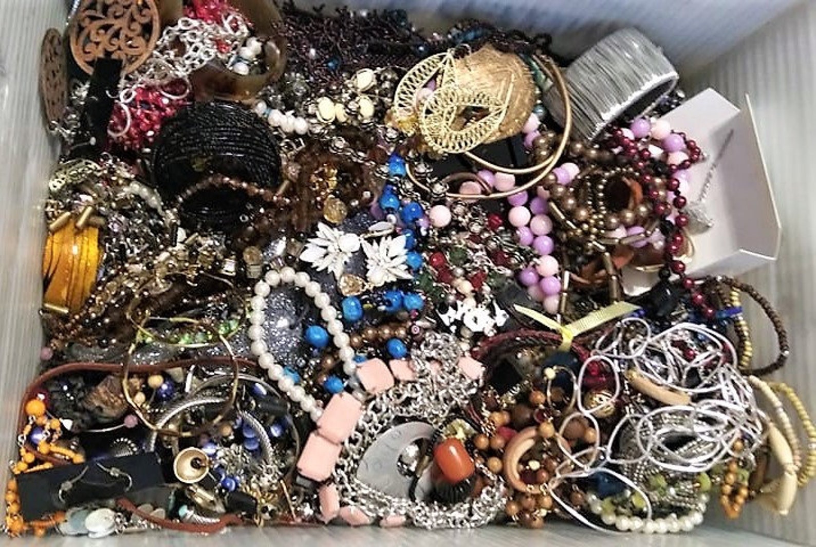 7 Pound FULL Junk Jewelry Lot Craft Pieces and Parts Trend | Etsy