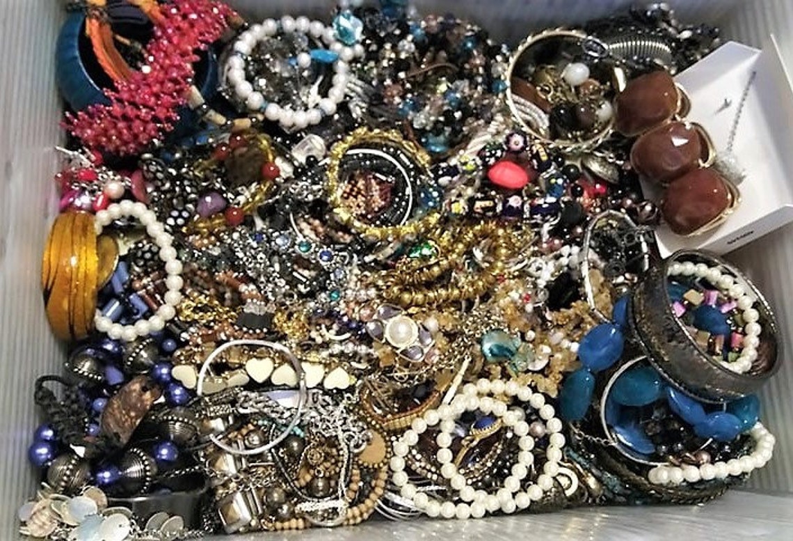 7 Pound FULL Junk Jewelry Lot Craft Pieces and Parts Trend | Etsy