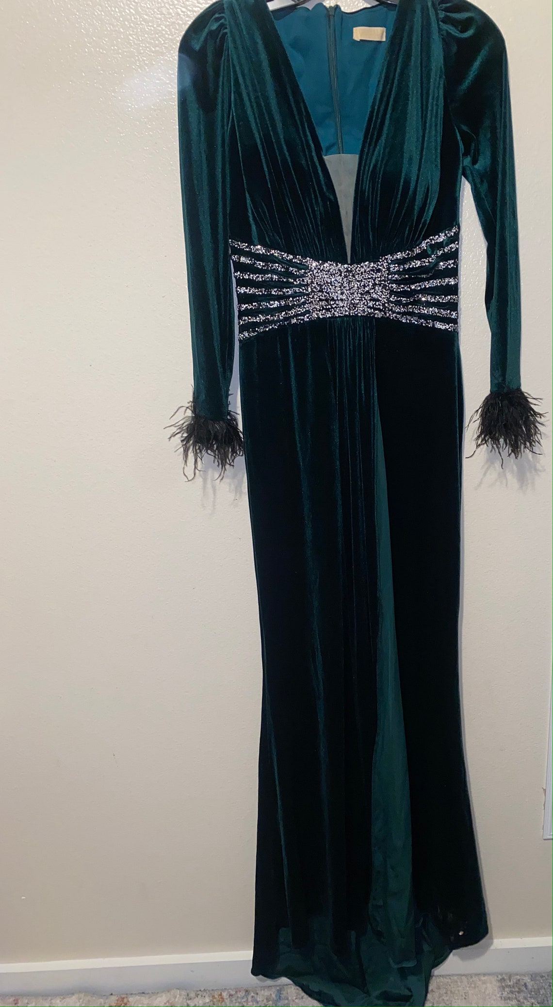 Emerald Green Velvet Puff-Sleeve Bow Top & Skirt Set