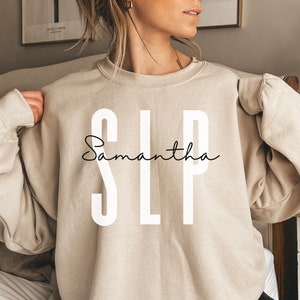 Gepersonaliseerde SLP-shirt, sweater, hoodie, lange mouw, cadeau, aangepaste naam logopedist, pathologie