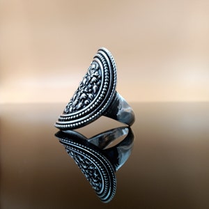 Oxidized Sterling Silver Circle Ring: Open Karma Stacking Ring