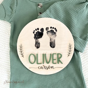 Baby Footprint Sign, Footprint sign for Newborn, Baby Announcement Sign, Baby Stats Sign, Hospital Name Sign with Footprint and Stats