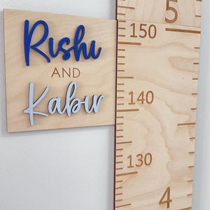 Regla de madera personalizada para medir el crecimiento, decoración infantil con temática de bosque y montaña. imagen 3
