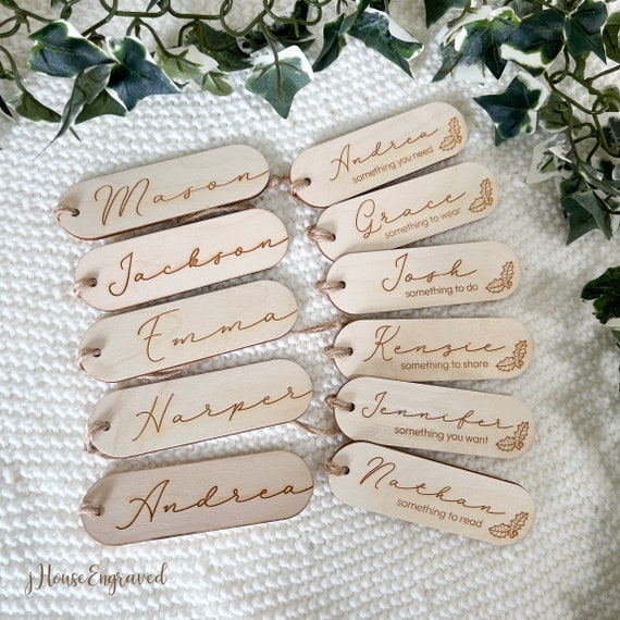 Wooden Gift Tags, Minimalist Gift Tags, Christmas Name Tags