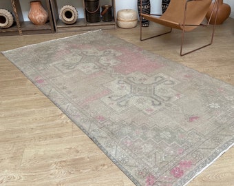 Pink Antique Washed Rug 4'4 x 8'5 FT / 133 x 257 CM Vintage Turkish Rug, Wool Area Rug, Living Room Rug, Oushak Rug, 17683