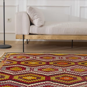 150x250 Vintage türkischer Teppich - Ingrid | 200x250 Wollteppich Handgewebter Wollteppich für Esszimmer | 200x300 Teppich | Antiker Teppich für Wohnkultur