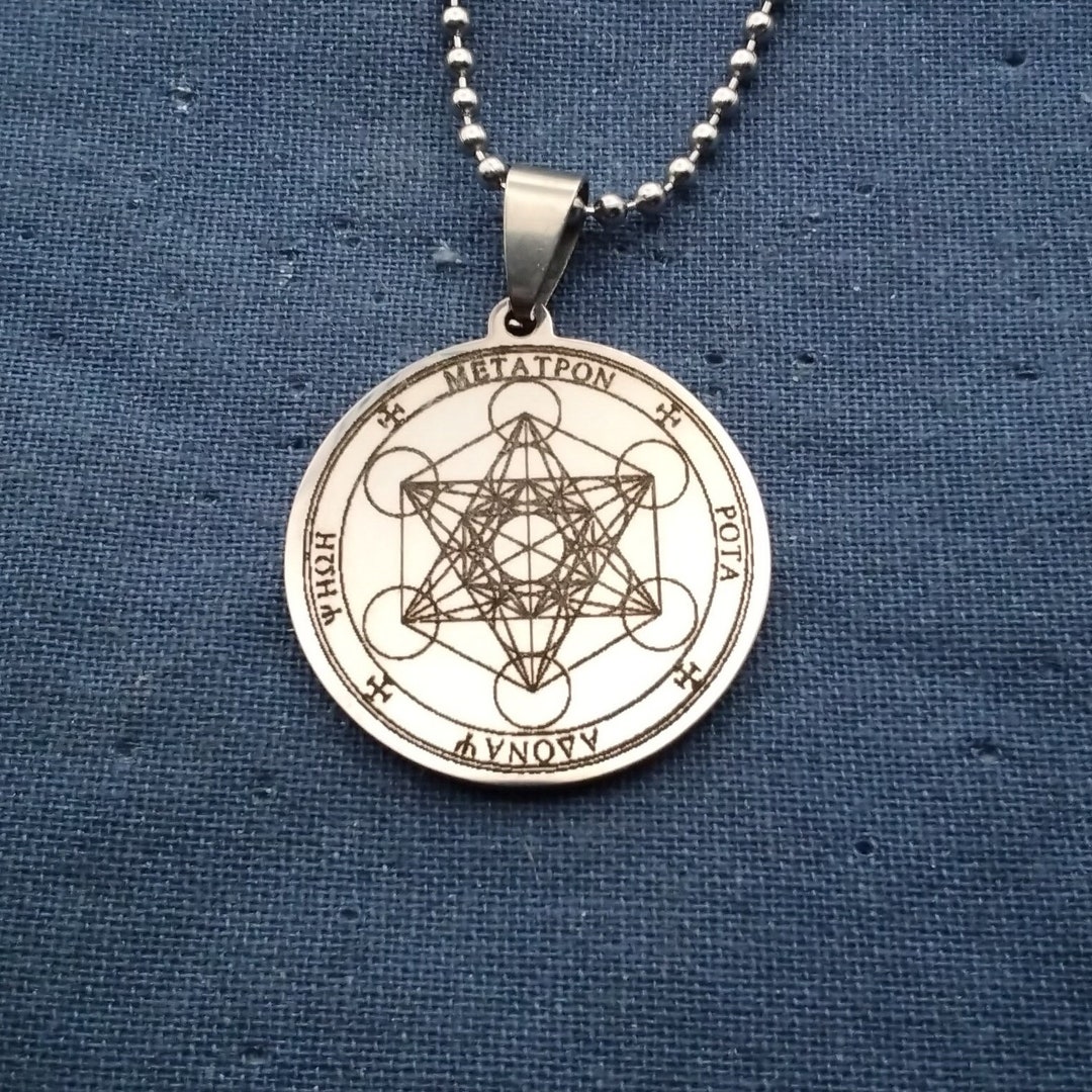 Metatrons Cube Amulet Necklace/stainless Steel Magic Engraved Amulet