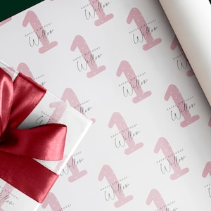 Rosa Geschenkpapier zum 1. Geburtstag | Geschenkverpackung mit personalisiertem Namen und Alter, Jedes Alter, Tochter, Niedlich