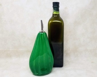 Oil bottles for the chef in your life