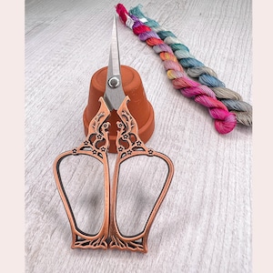 Vintage Bronze Embroidery Scissors | Crafting Scissors | Sharp embroidery scissors | Embroidery scissors | Sewing Scissors