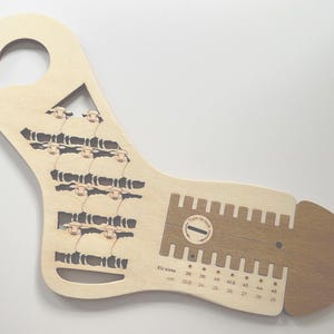 Adjustable Sock Blocker with Sheep Design, Knitters Gift (EU 36-45)