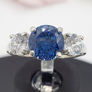 8MM Sapphire Blue Portuguese Cut, Three Stone Ring, Portuguese Cut Accent Stones, 925 Sterling Silver, Made to Order