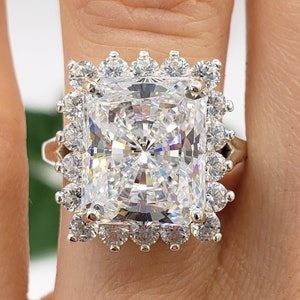 Fake 5 carat diamond ring best sale