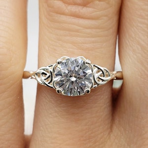6.5mm 1 Carat Round Celtic Inspired 4-Prong Solitaire Ring, 6A Quality Cubic Zirconia or Moissanite, 925 Sterling Silver, Made to Order