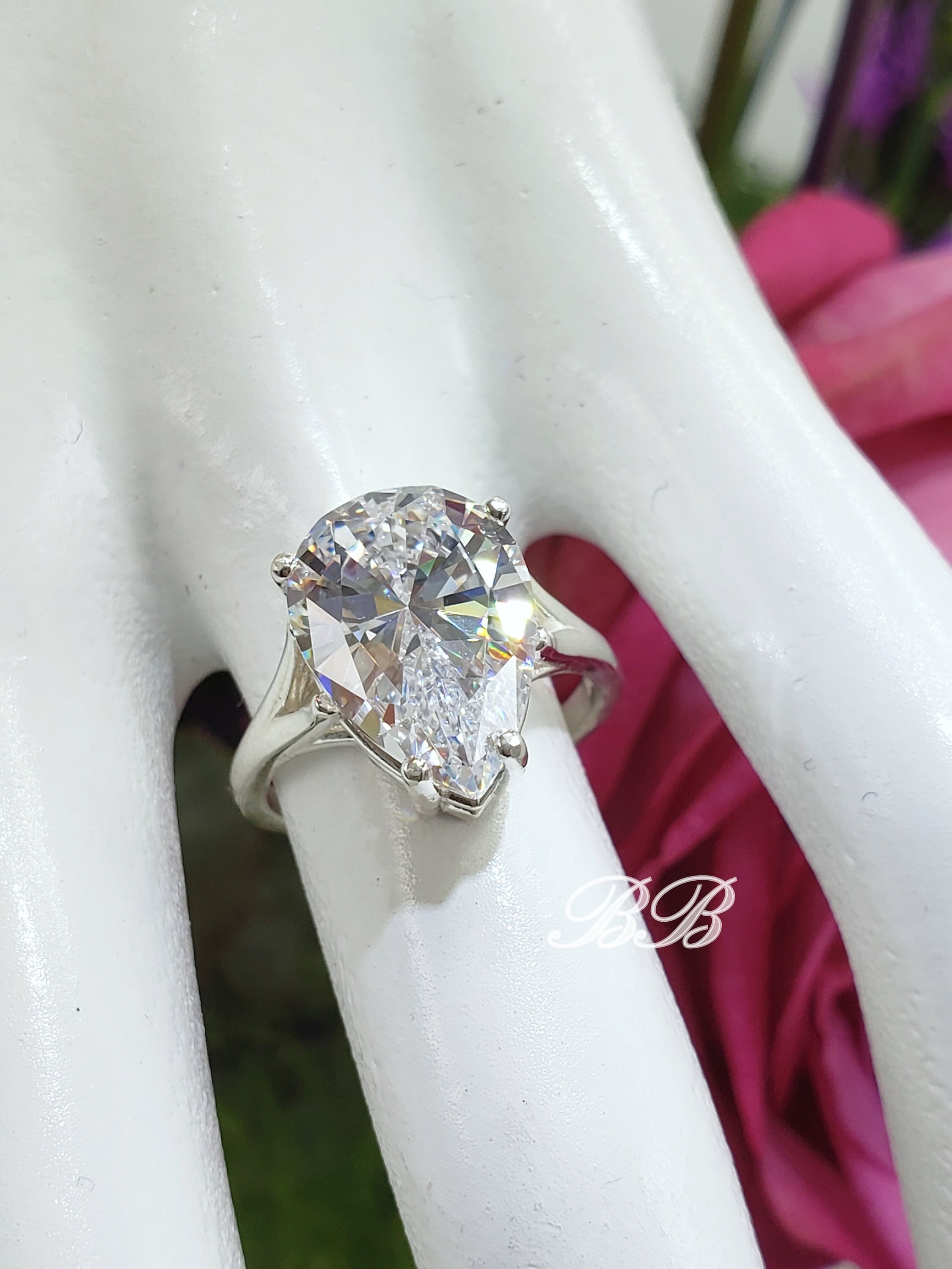 10x7mm - 20x15mm Pear Solitaire Split Shank Engagement Ring, 6A