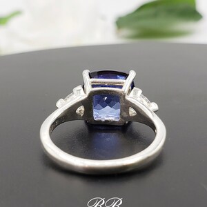 8mm 10mm Lab Ceylon Blue Sapphire Cushion Cut, Trillion Accent Three ...