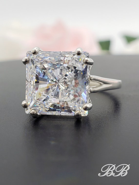 Cubic zirconia princess cut solitaire ring deals