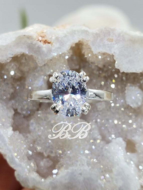 6A Quality 8x6mm Oval Double Prong Solitaire Cubic Zirconia