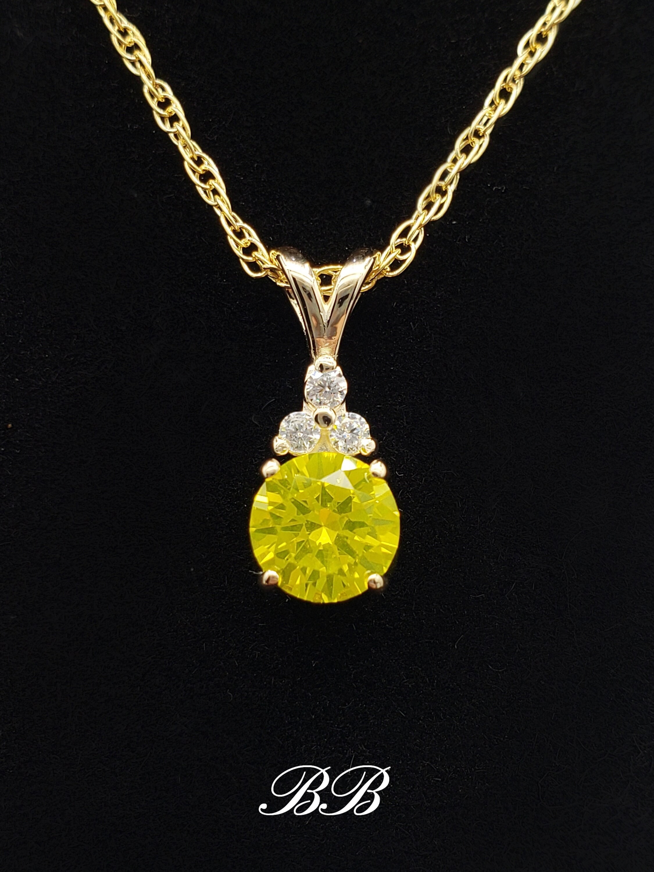 Lumogarnet Luag - Etsy