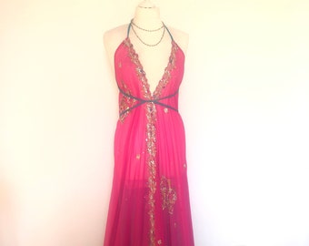 Boho Maxikleid, verziertes Sommerkleid, Neckholder-Partykleid, gesticktes Sommerkleid, Pailletten-Abschlussballkleid, langes Urlaubskleid,