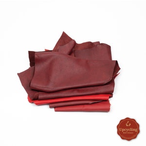 Leather scraps in the color red | 500g