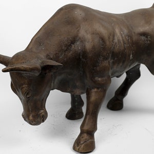 Bull Bronze Decor, 16&quot; Statue, Animal, Brass Decor, Unique, Ornament, Housewarming, Handmade Decor, Sculpture, Office Decor, Gift for Mom