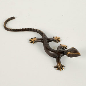 Bronze gecko Statue, 7.5&quot; Length Animal Figurine, Home lizard, Unique Miniature, Handmade, Room Decor, Mom Gift Idea, Birthday Gift for Her