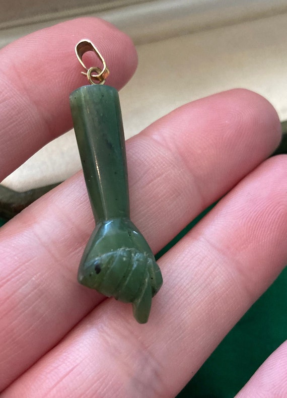 Vintage Nephrite Jade Figa Pendant in 10k Yellow … - image 5