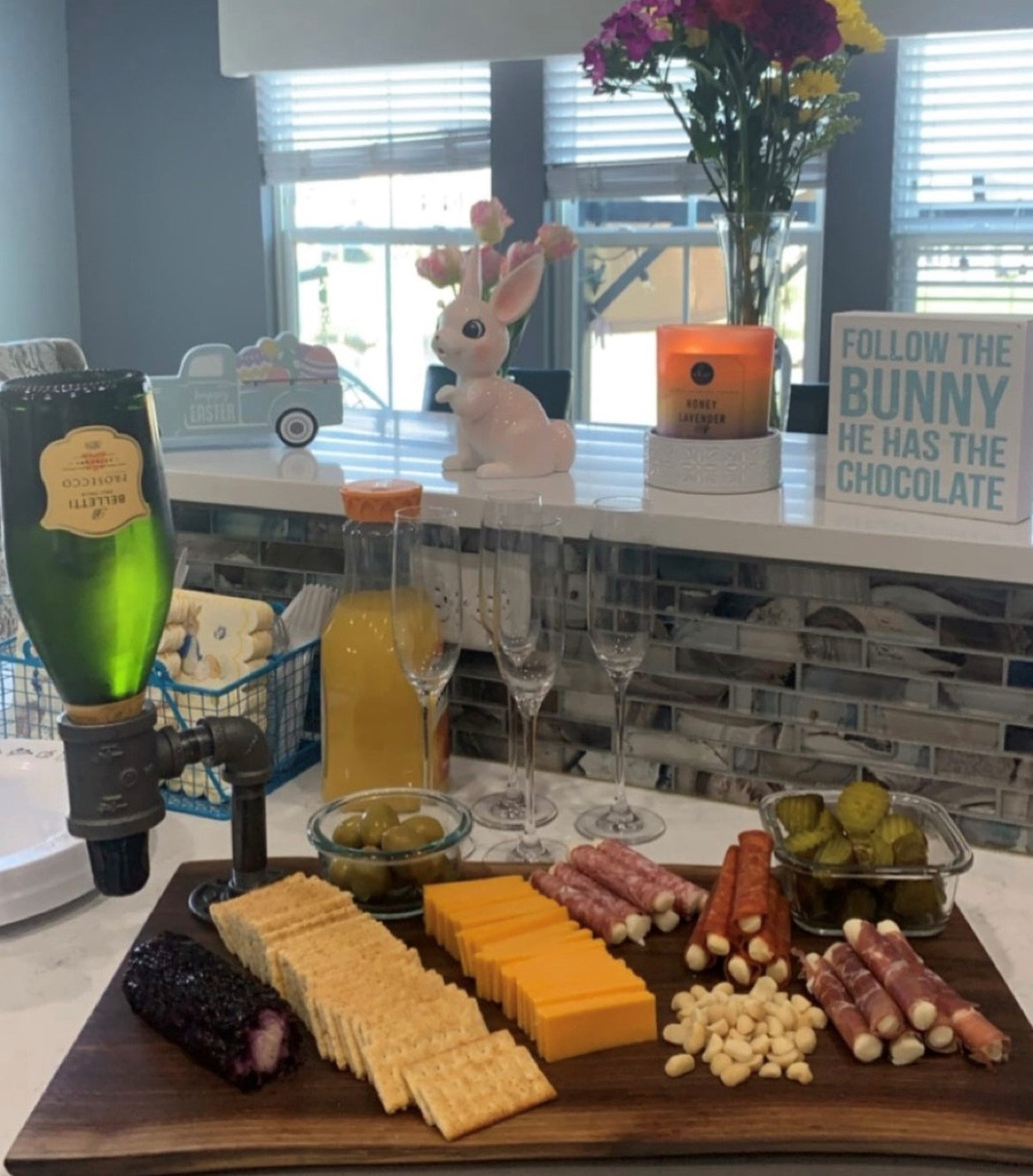 Wine bottle holder/Charcuterie Board Etsy