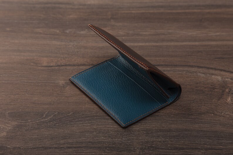 Bifold Card Wallet with zippered compartment image 5