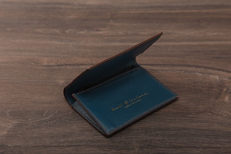 Bifold Card Wallet with zippered compartment image 4