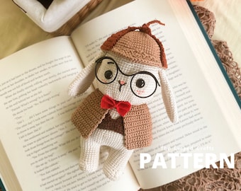 Padrão Detetive Hopper Amigurumi