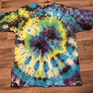 Adult Green and Purple Tie Dye Tshirt , S M L XL 2XL 3XL Adult Green and Purple Tie Dye Tshirt , S M L XL 2XL 3XL